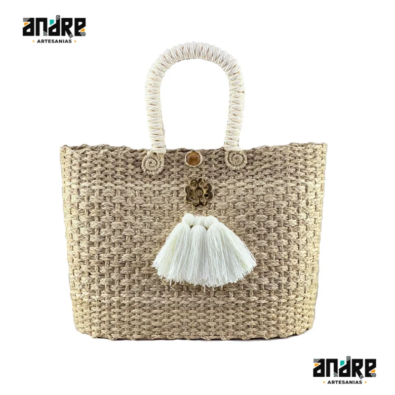 Cartera de palma iraca con blanco